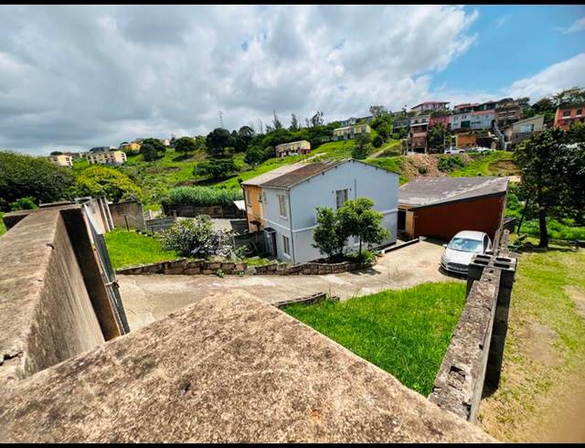 5 BEDROOM DUPLEX FOR SALE IN NEWLANDS EAST